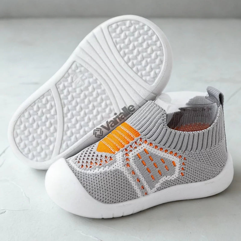 Tênis Meia Infantil Antiderrapante Coccolino - Conforto pensado para o pezinho do seu bebê