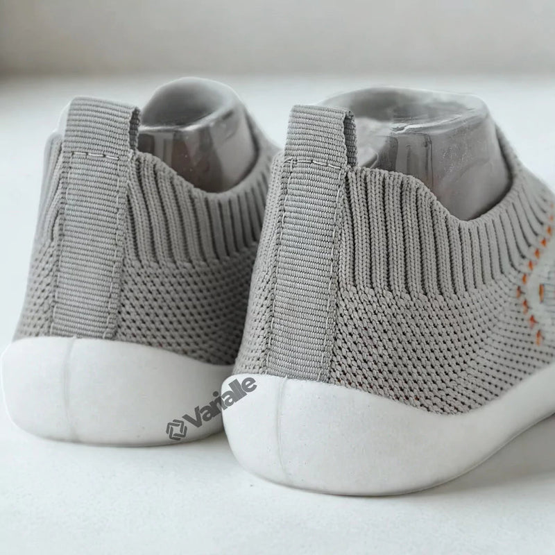 Tênis Meia Infantil Antiderrapante Coccolino - Conforto pensado para o pezinho do seu bebê