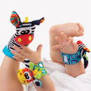 Kit Meia e Pulseiras Encanto dos Sentidos - Segurança, estímulo e entretenimento para seu bebê.