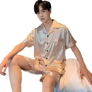 Pijama SatinCool Luxe - Textura sedosa, brilho e sofisticação que não amassa