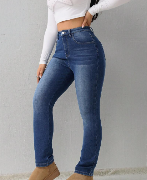 Calça Feminina Jeans Glacier com Pelúcia Interna - Conforto térmico, liberdade e beleza para seu shape