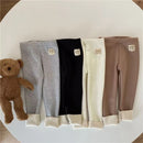 Calça legging infantil unissex Peluciada BabyWarm - Suavidade e liberdade pra looks e cores diversas.