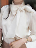 Blusa Feminina Elegance Bow - Leveza, elegância e estilo em looks diversos