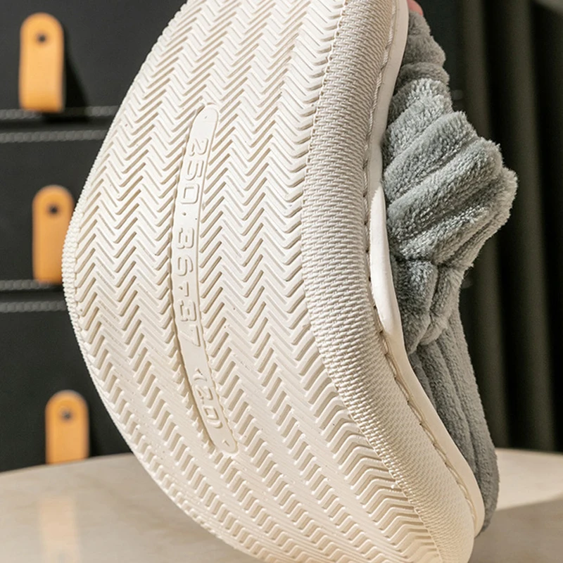 Chinelo PuffStep - Interior macio e térmico, seus pés quentinhos e acolhidos